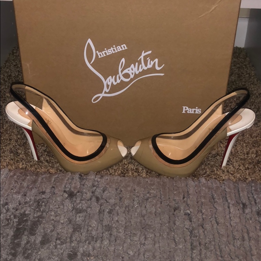 Christen Louboutin Heels Size 35.5, Authentic